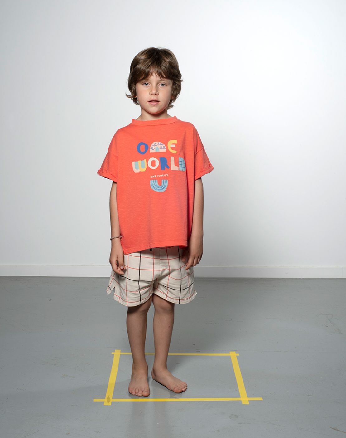 Camiseta - ONE WORLD RED